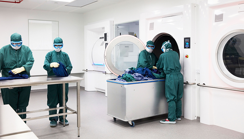 نکات مهم در شستشو و نگهداری لباس‌های کلین روم